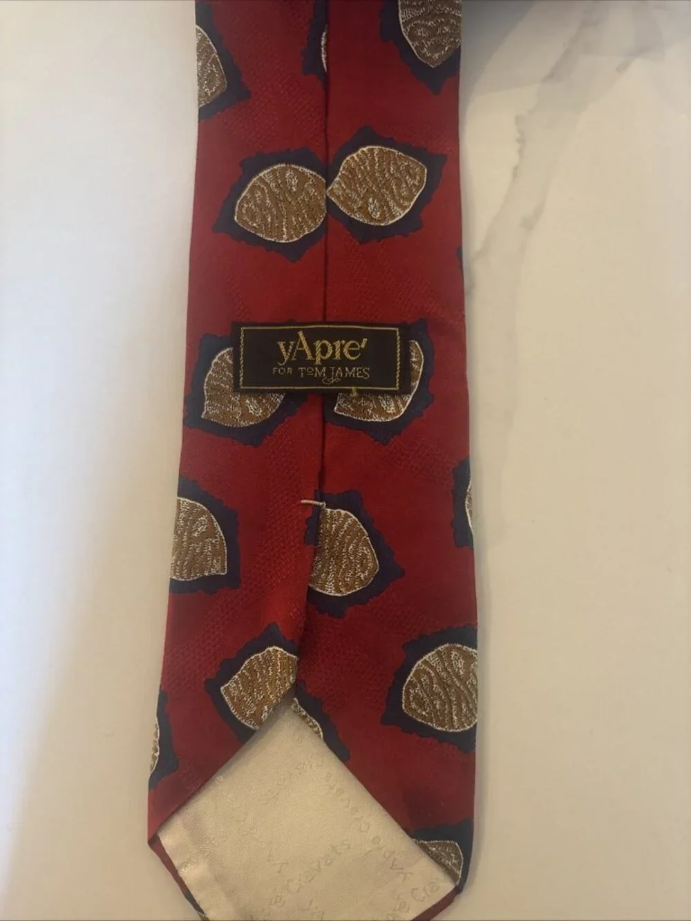 Vintage yApre For Tom James Red Medallion Silk Tie Made In USA Necktie